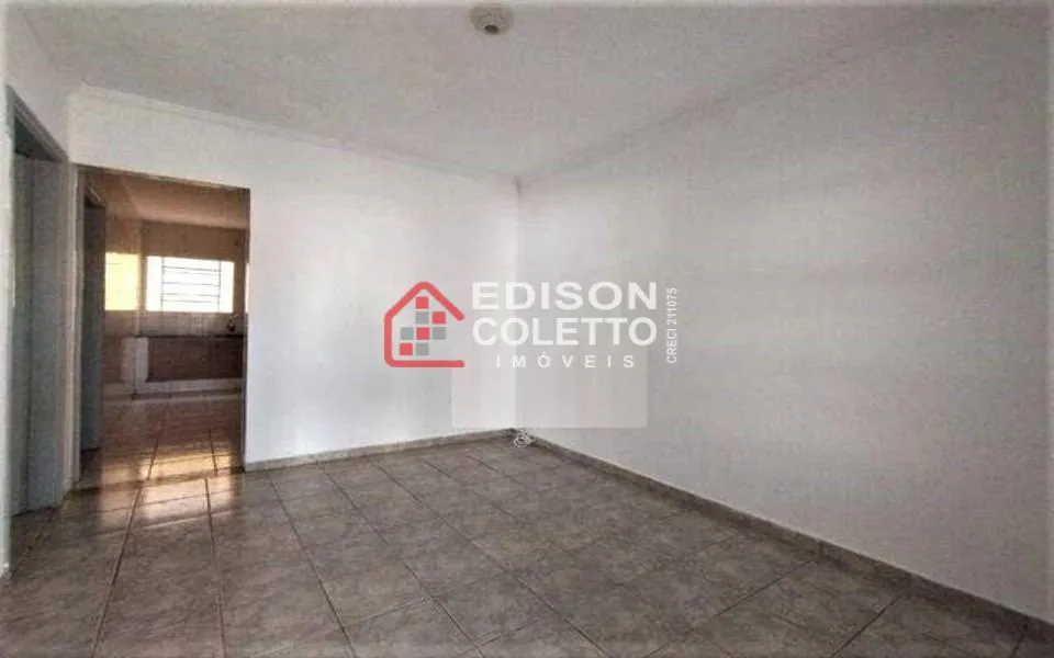 Imagem Charmosa Casa Reformada à Venda no Jardim São Paulo, Piracicaba!!