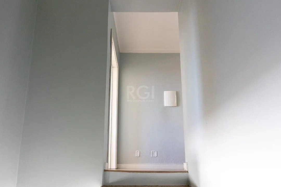 Imagem Casa para Venda - 168m², 3 dormitórios, sendo 1 suites, 2 vagas - Imperial Park