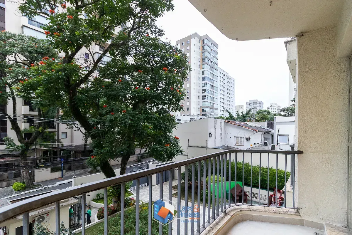 Imagem Apartamento para venda em Moema com 3 quartos, sendo 1 suíte, 172m²
