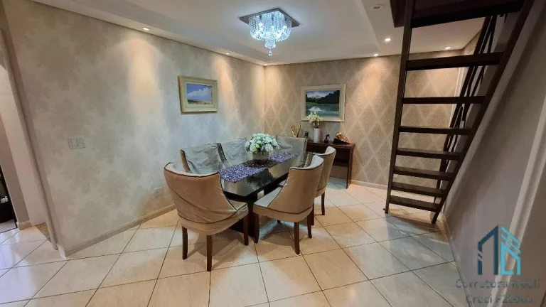 Imagem Prédio/comercial/residencial, 04 Cj e 02 lojas, + Casa com 07 suítes, no Bacacheri em Curitiba PR