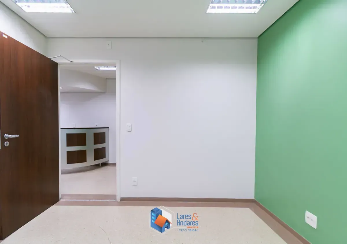 Imagem Loja de fachada ativa para venda em Santa Cecília, 145m²