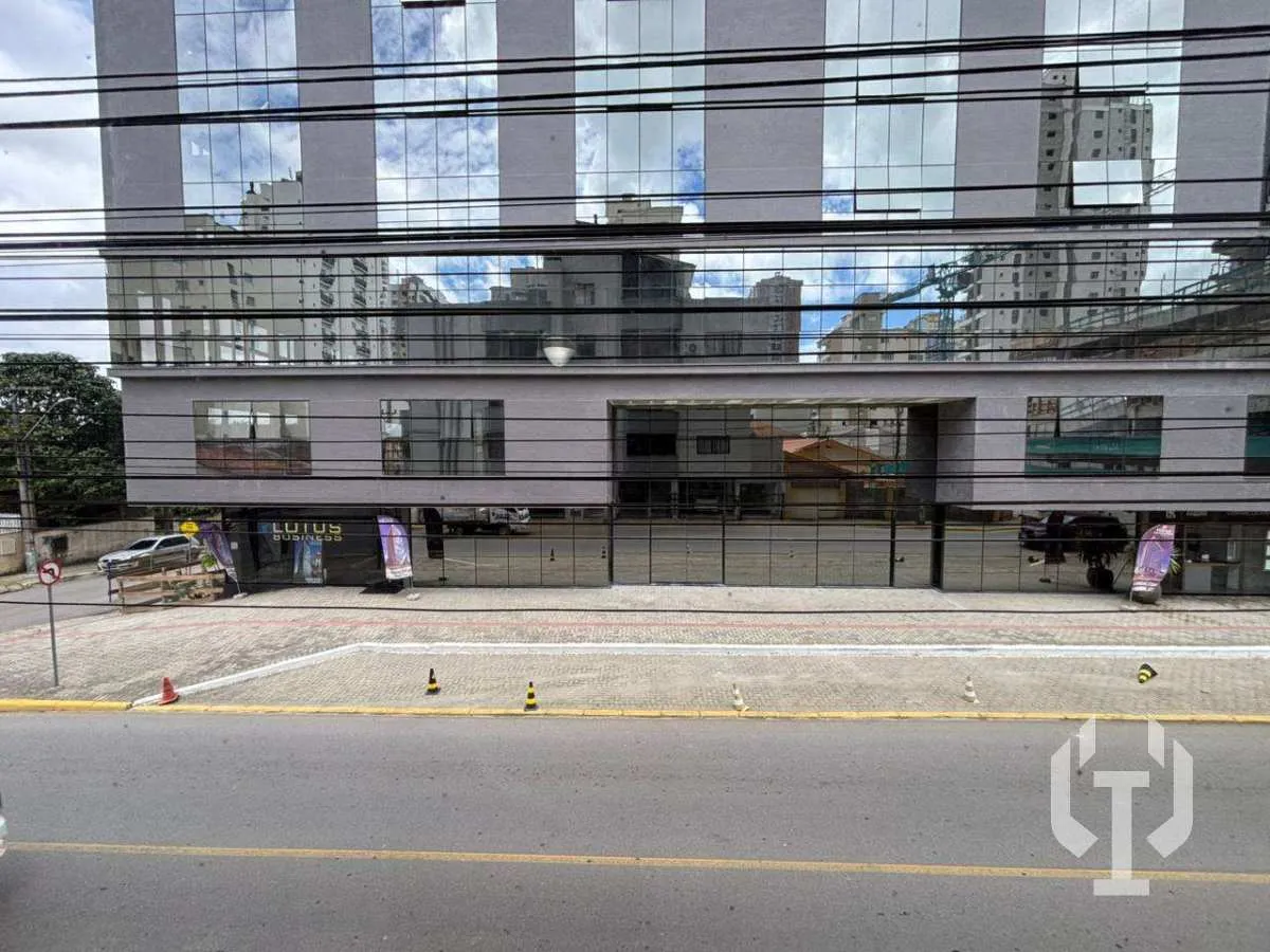 Imagem Apartamento Mobiliado com Terraço em Meia Praia