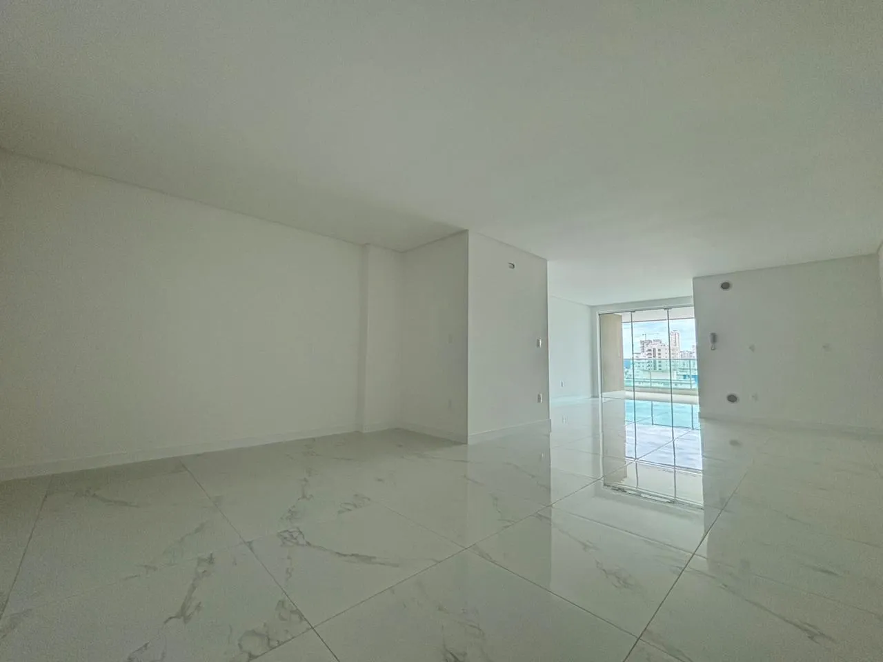 Imagem Apartamento à venda com 159.48m2 por R$ 2.125.000,00