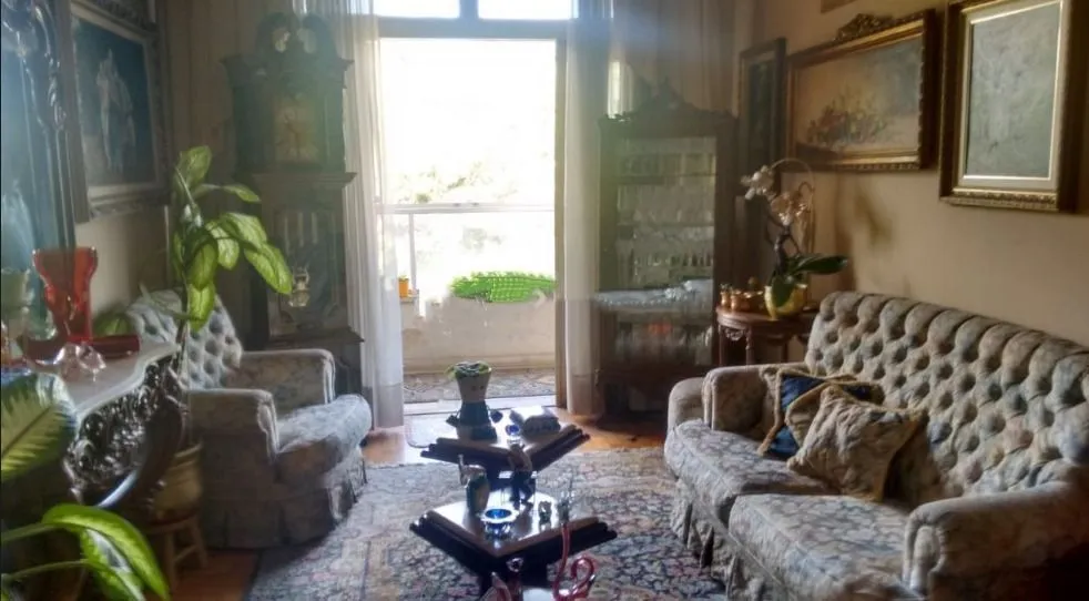 Imagem Apartamento para Venda - 124m², 2 dormitórios, 1 vaga - Cidade Baixa