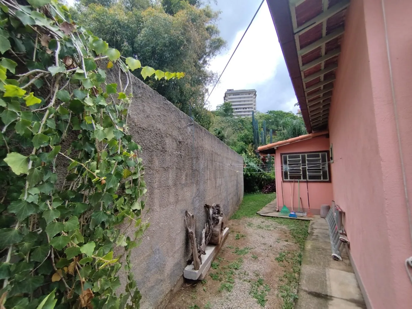Imagem Casa para Venda em Petrópolis / RJ no bairro Bonsucesso