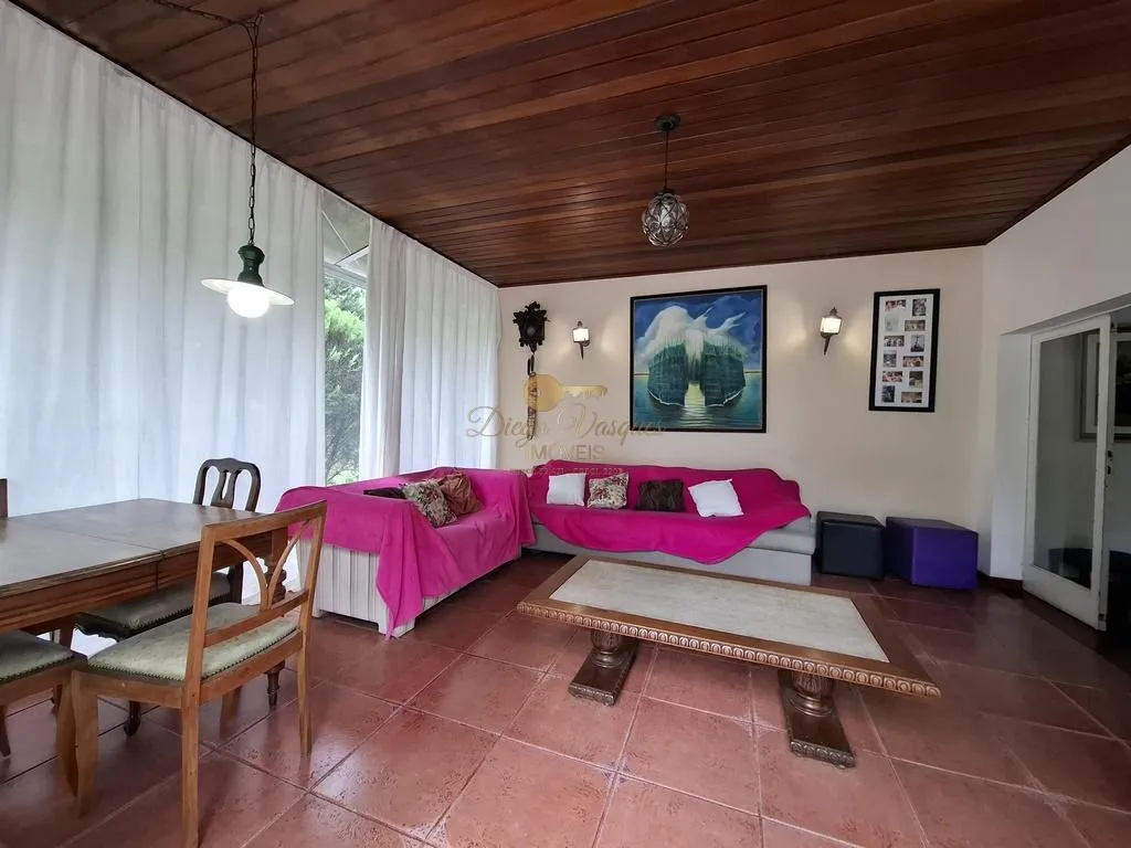 Imagem Casa para Venda em Teresópolis / RJ no bairro Albuquerque