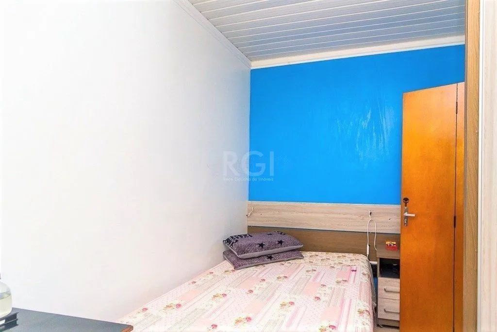 Imagem Casa para Venda - 148m², 2 dormitórios, 1 vaga - Partenon