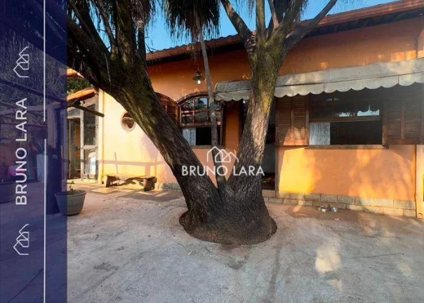 Foto do imóvel Casa a venda em Igarapé MG / Centro
