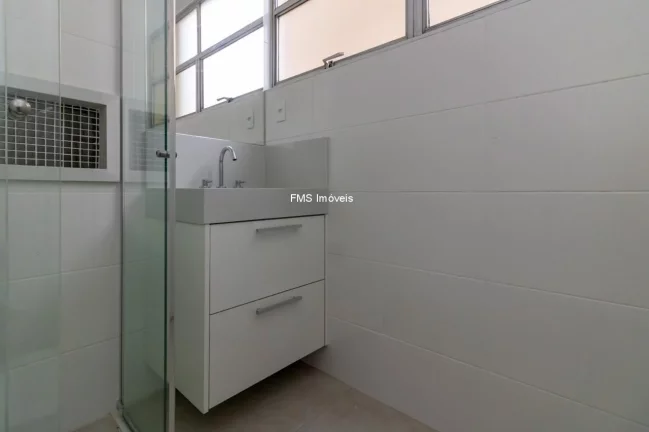 Imagem Apartamento com 4 Quartos e 2 Suítes em Santa Cecília, São Paulo - 120m² - Imperdível!