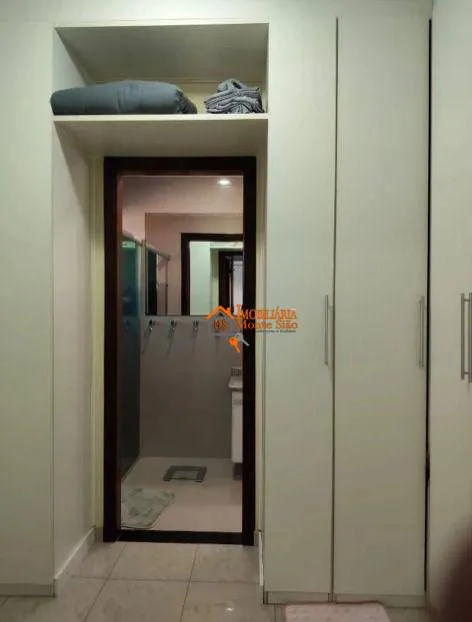 Imagem Sobrado com 2 dormitórios à venda, 280 m² por R$ 902.000,00 - Jardim Santa Clara - Guarulhos/SP