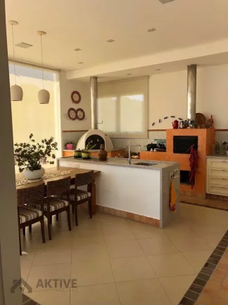 Imagem Casa de Condomínio em Alphaville - Santana de Parnaíba, SP