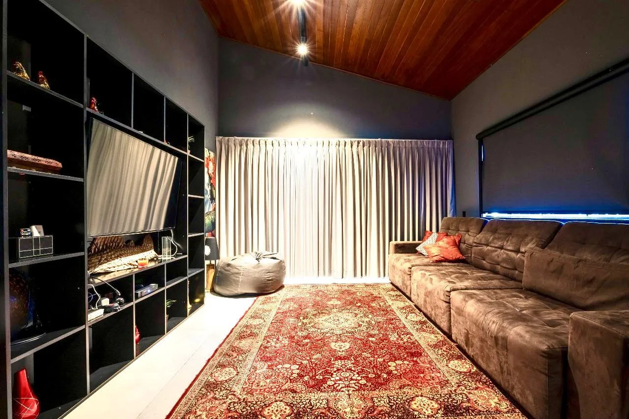 Imagem Casa em Condomínio para Venda em Teresópolis / RJ no bairro Albuquerque