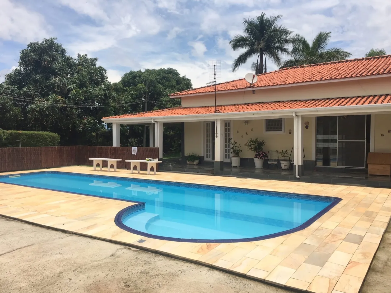 Imagem Chácara à venda 3 Quartos, 1 Suite, 10 Vagas, 12563M², Colônia Piaguí, Guaratinguetá - SP