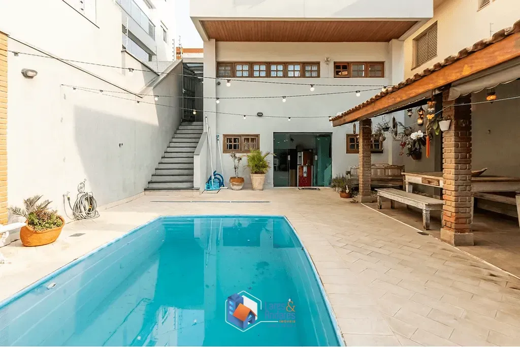 Foto do imóvel Casa à venda 4 Quartos 4 Suites 3 Vagas 220M² Bosque da Saúde São Paulo - SP em Rua Quinze de Setembro