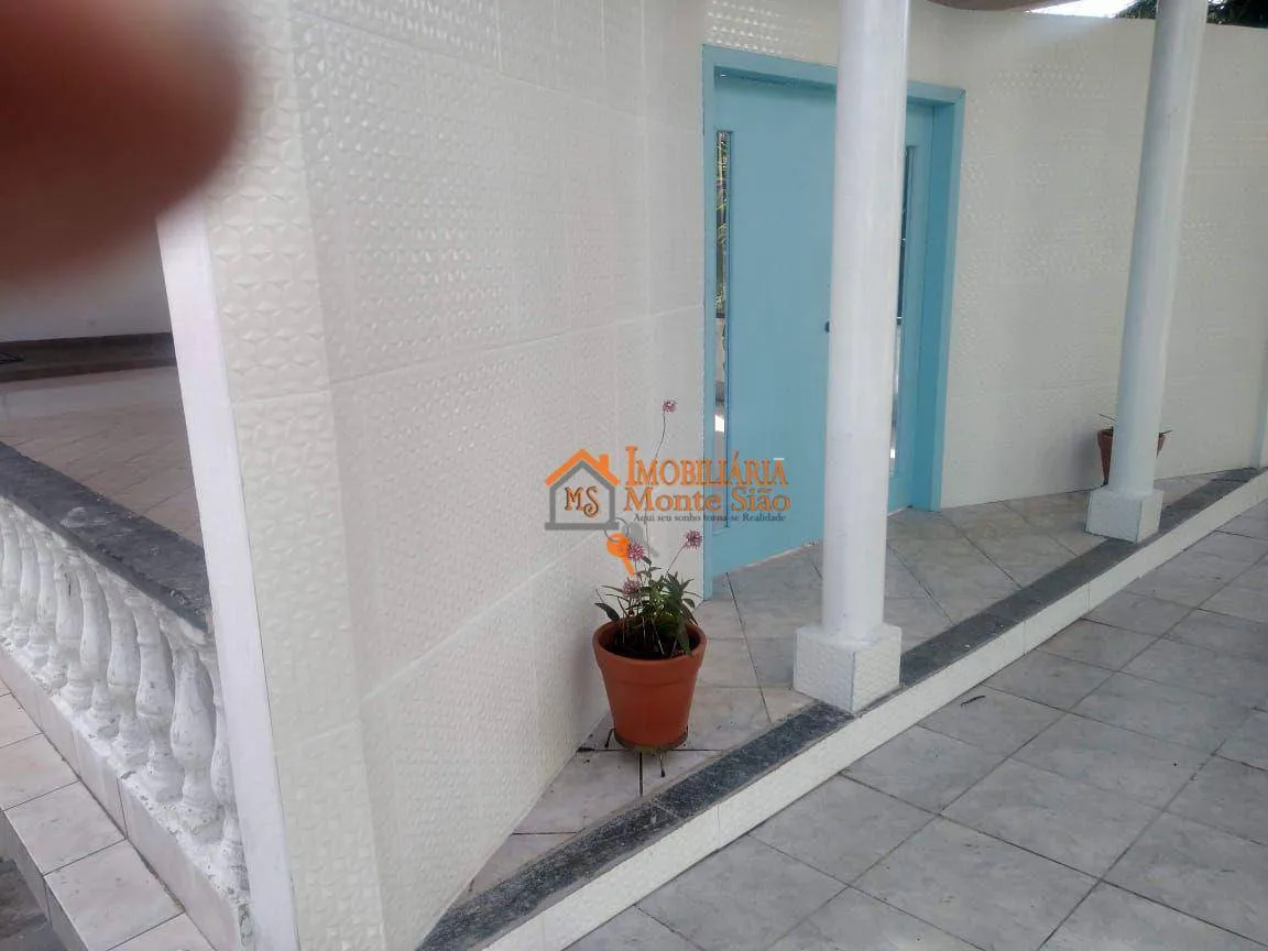 Imagem Sítio com 8 dormitórios à venda, 20000 m² por R$ 1.300.000,00 - Centro - Mogi das Cruzes/SP