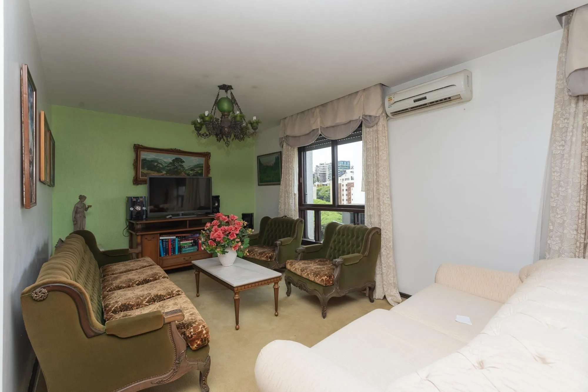 Imagem Cobertura com 3 Quartos à venda, 229m² - Moinhos de Vento