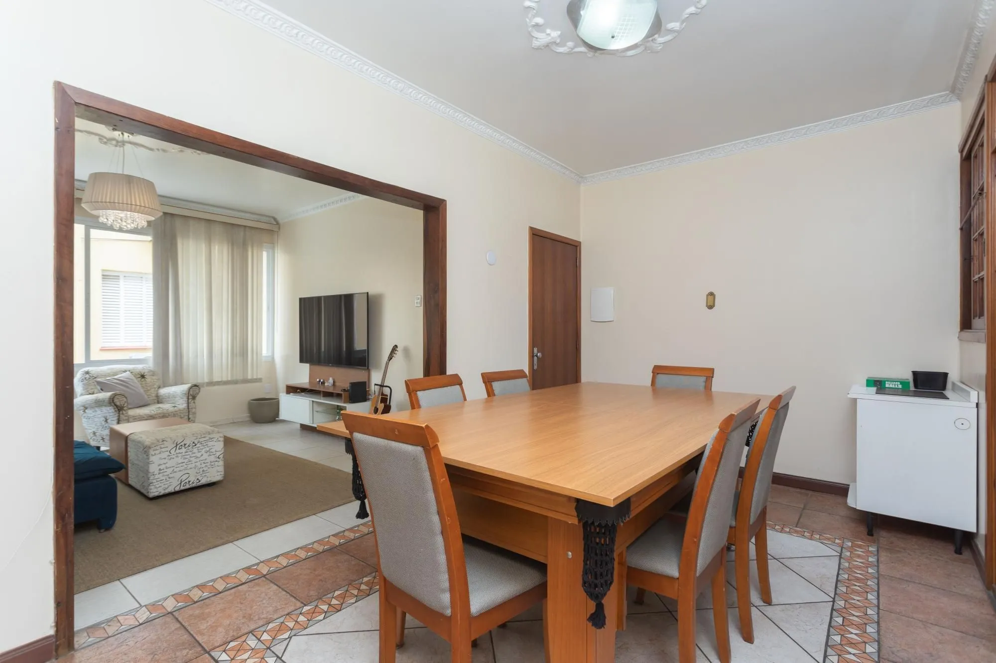 Imagem Apartamento 3 Dormitórios com Suíte e Garagem na Cidade Baixa - Próximo à Redenção