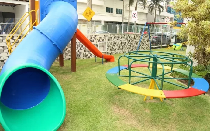 Imagem 2 DORMITÓRIOS SENDO 1 SUÍTE COM 2 VAGAS - CAMPINAS - SJ/SC