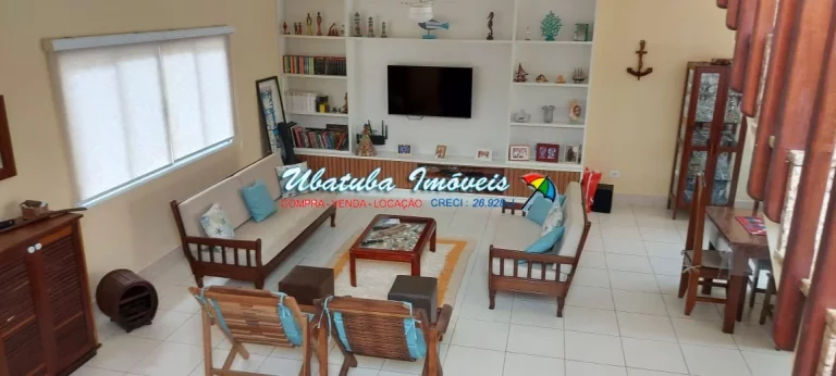 Imagem Linda casa condomínio fechado com 03 dormitórios e piscina