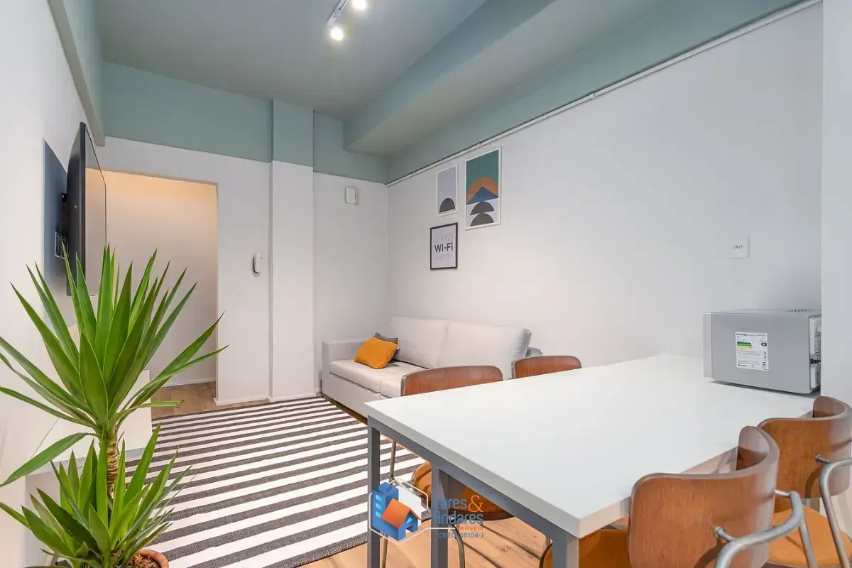 Imagem Apartamento para venda em Pinheiros com 4 quartos, sendo 2 suítes, 126m²