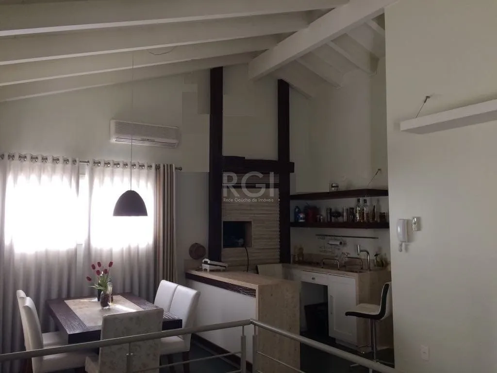 Imagem Cobertura para Venda - 248m², 3 dormitórios, sendo 1 suites, 2 vagas - Mont Serrat