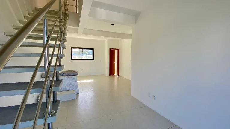Imagem Casa à venda em Garopaba-SC, bairro Ambrósio: 3 quartos, 1 suíte, 113m² - Oportunidade única!