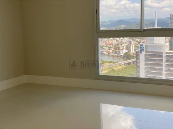 Imagem Excelente apartamento frente mar em Balneário Camboriú.