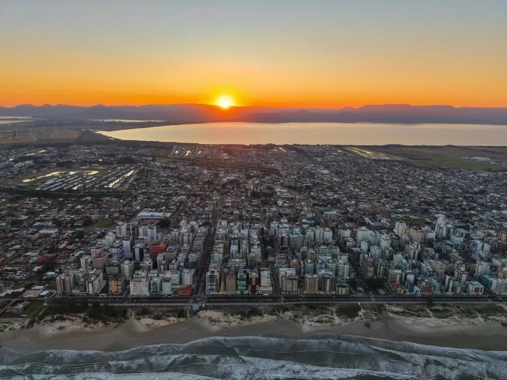 Imagem Apartamento 3 Dormitórios - Bairro Navegantes