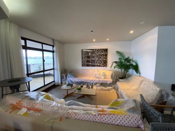 Imagem A VENDA APARTAMENTO COM 4 QUARTOS E 2 SUÍTES A BEIRA MAR