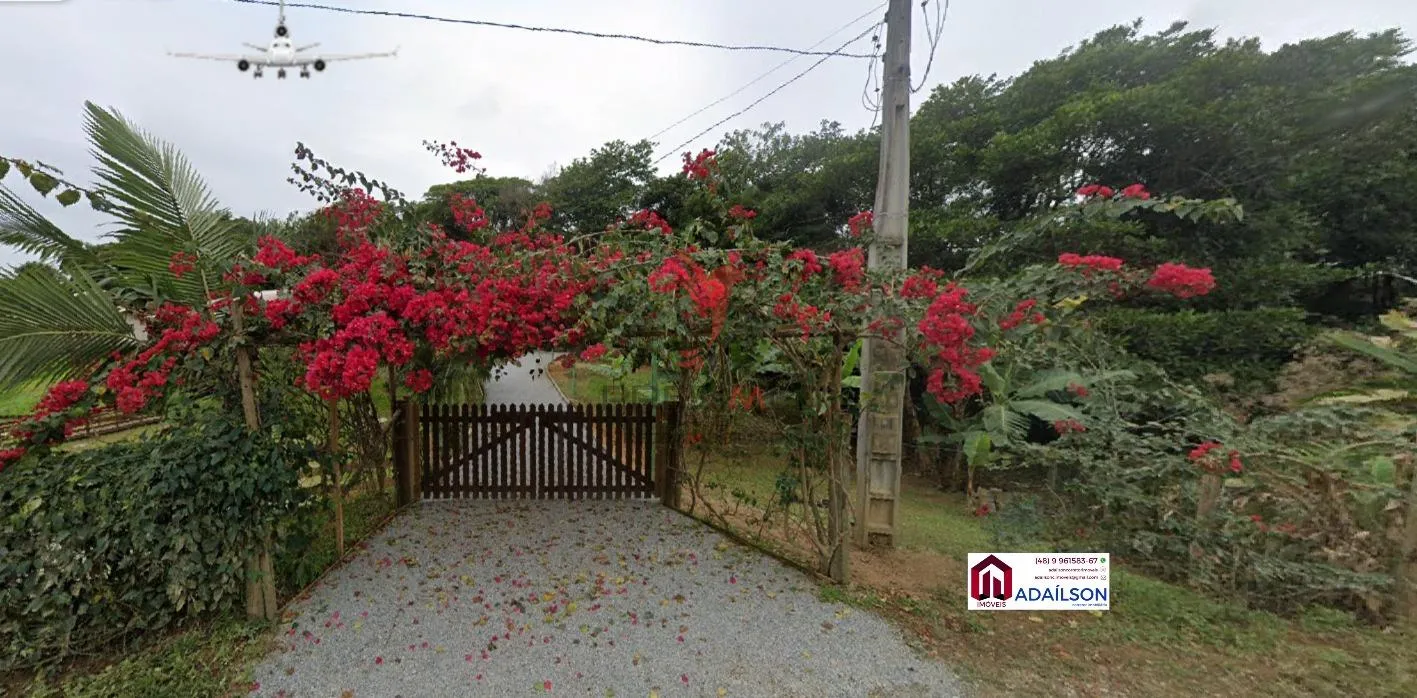 UMA LINDA CHACARA, A 1 KM DO ASFALTO EM SANTO AMARO DA IMPERATRIZ SC em Varginha, Santo Amaro Da Imperatriz - SC