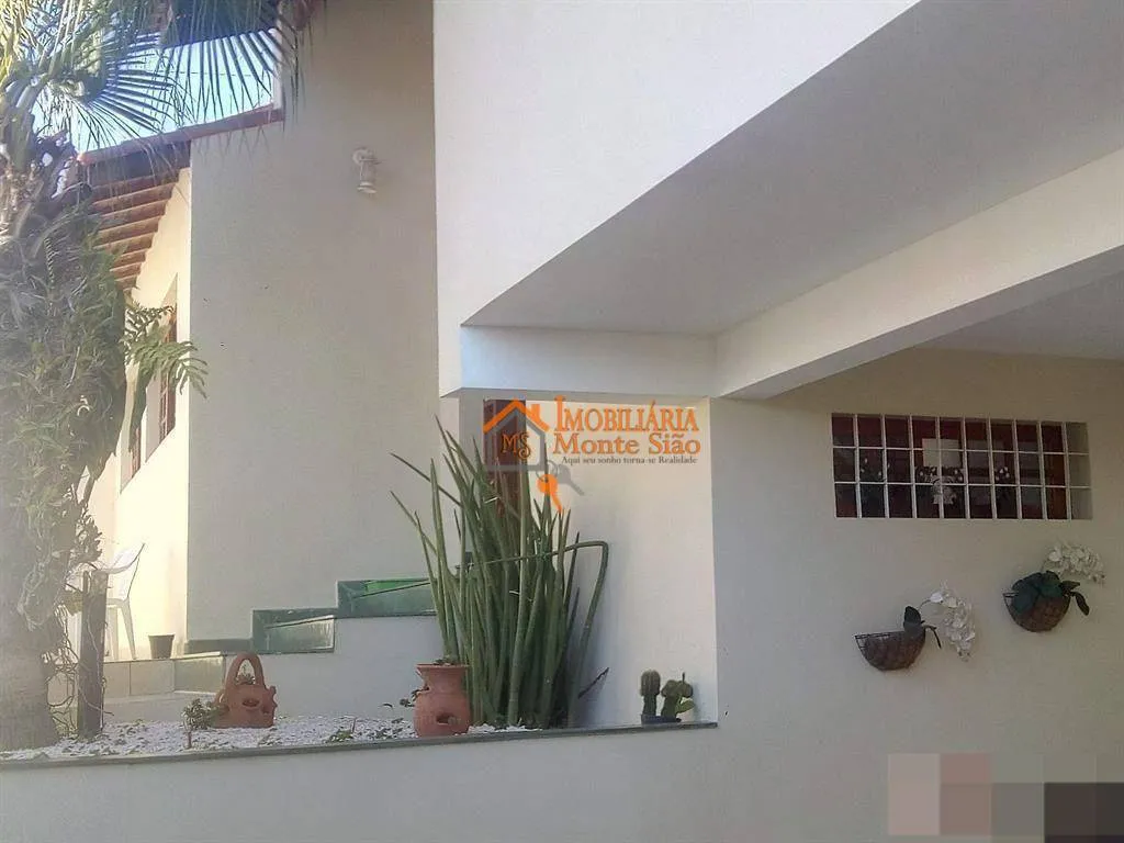 Imagem Sobrado com 3 dormitórios à venda, 356 m² por R$ 1.915.000,00 - Vila Rosália - Guarulhos/SP