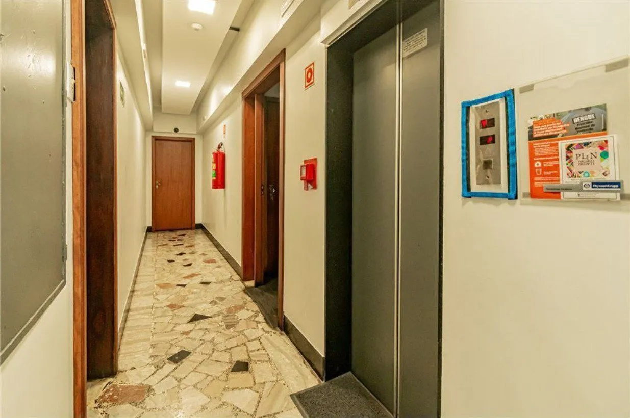 Imagem Apartamento de 2 dormitórios no Bairro Centro Histórico - Porto Alegre.