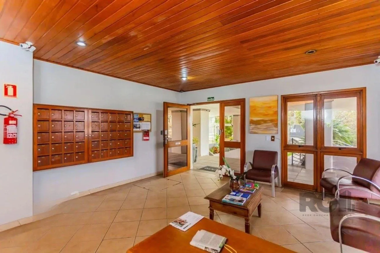 Imagem Apartamento com 02 quartos com 01 vaga de garagem coberta e escriturada.