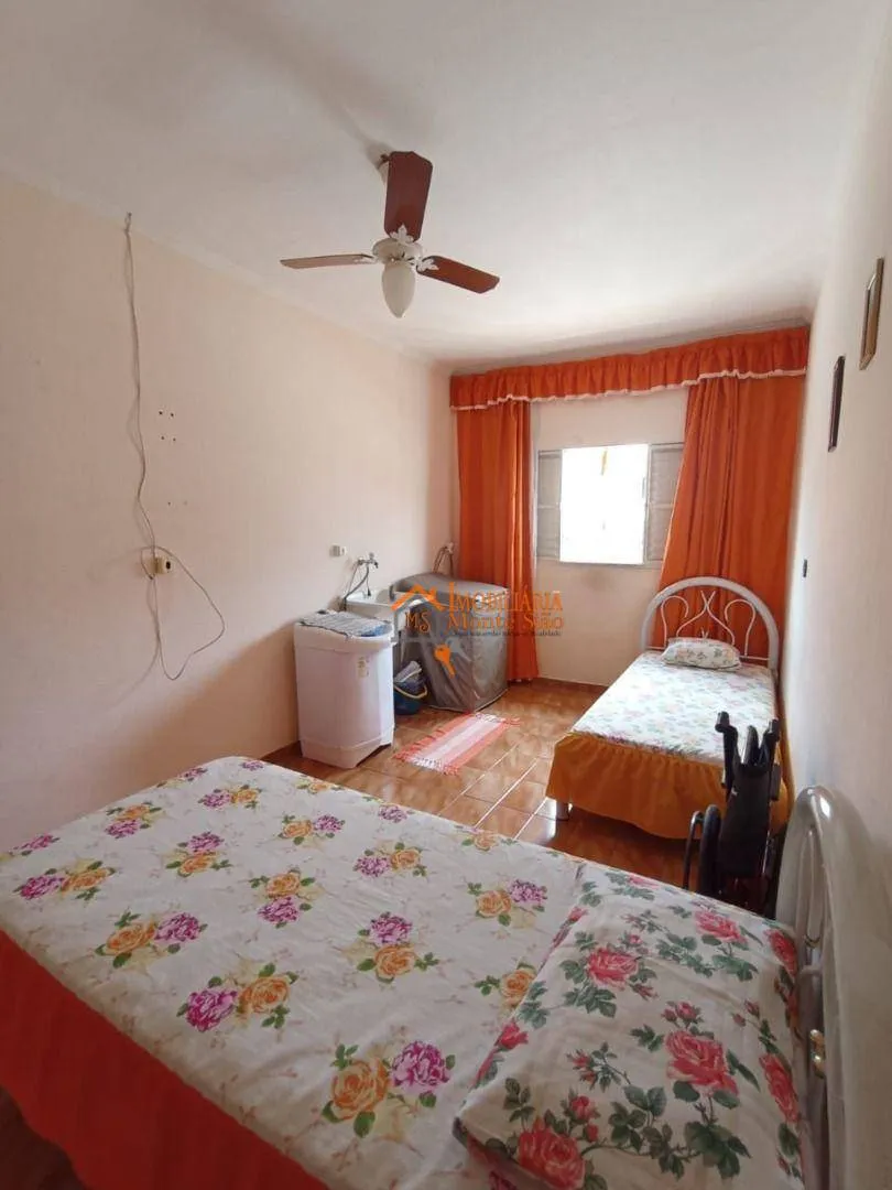 Imagem Sobrado com 3 dormitórios à venda, 250 m² por R$ 850.000,00 - Parque Continental - Guarulhos/SP