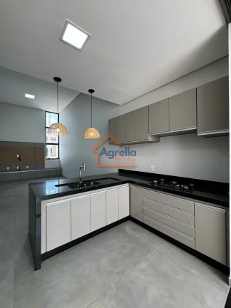 Imagem Condomínio Santa Mônica III - Casa à venda no bairro Jardim Santa Mônica III - Mogi Guaçu/SP