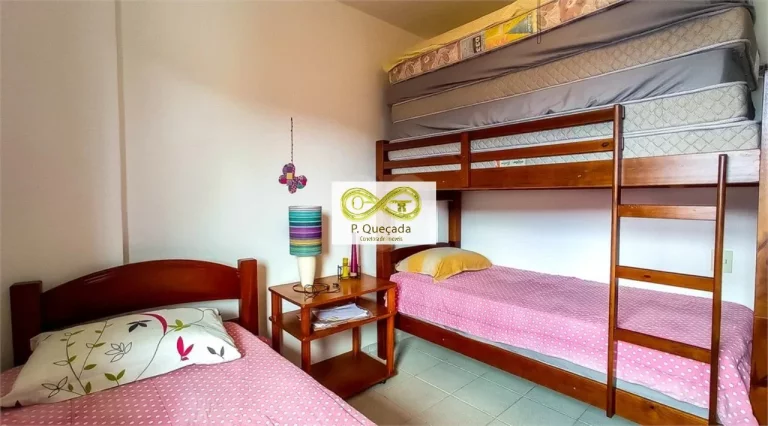 Imagem Apartamento mobiliado com 03 quartos no Guarujá!