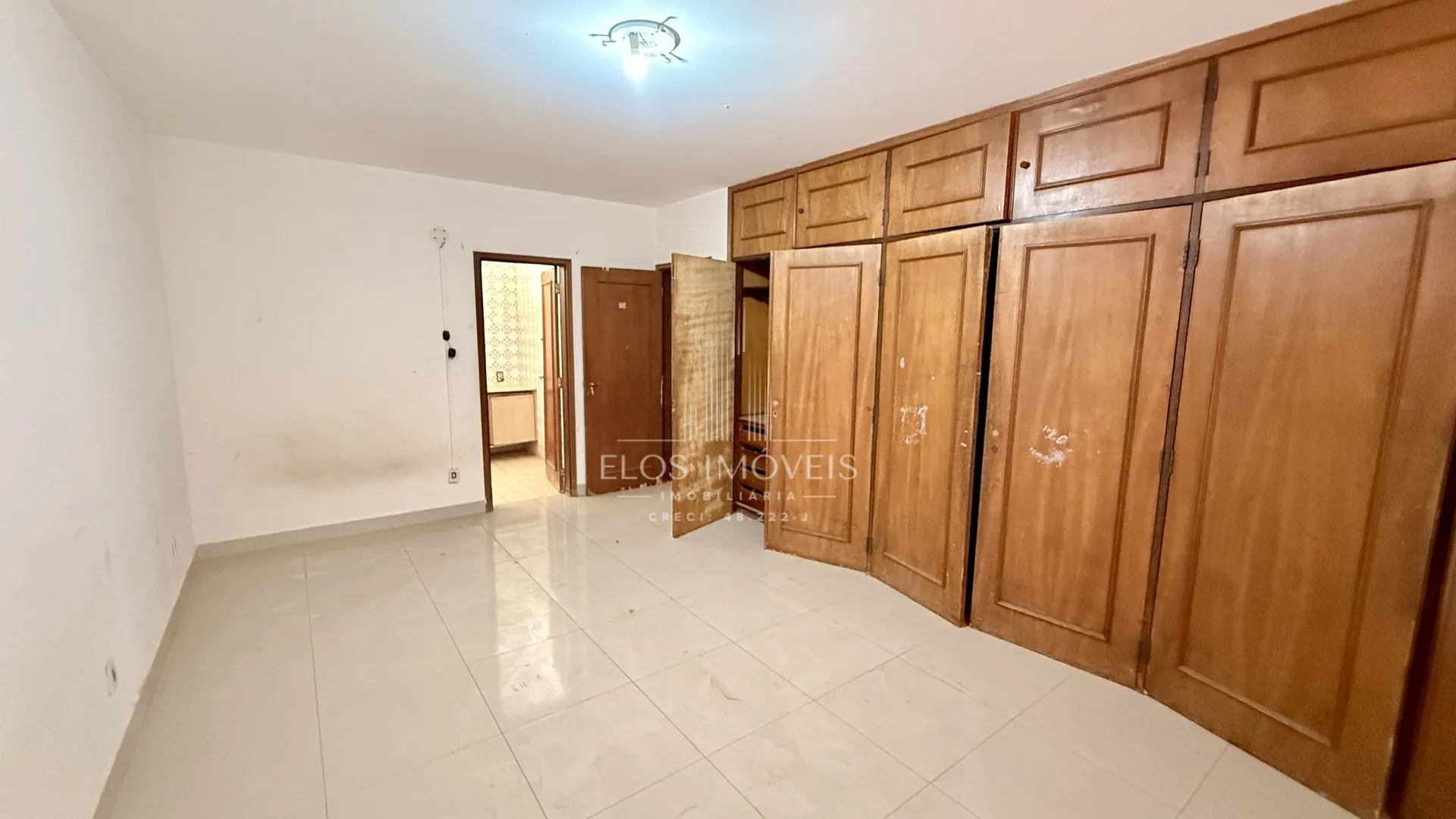 Imagem Casa de 3 quartos, 338m² no bairro Vila Claudia, em Limeira