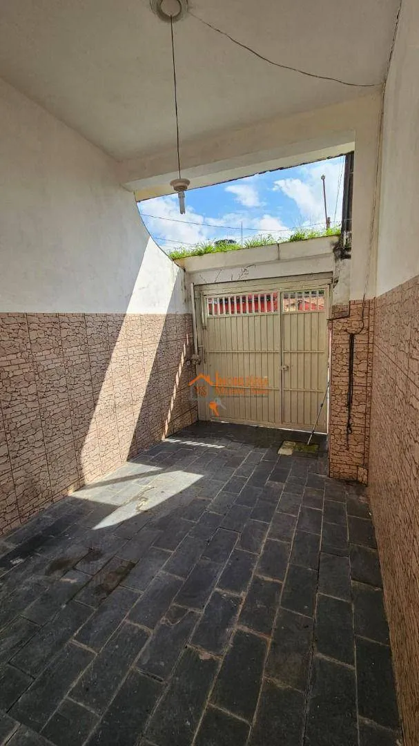 Imagem Sobrado com 5 dormitórios à venda, 250 m² por R$ 800.000,00 - Vila Nossa Senhora de Fátima - Guarulhos/SP