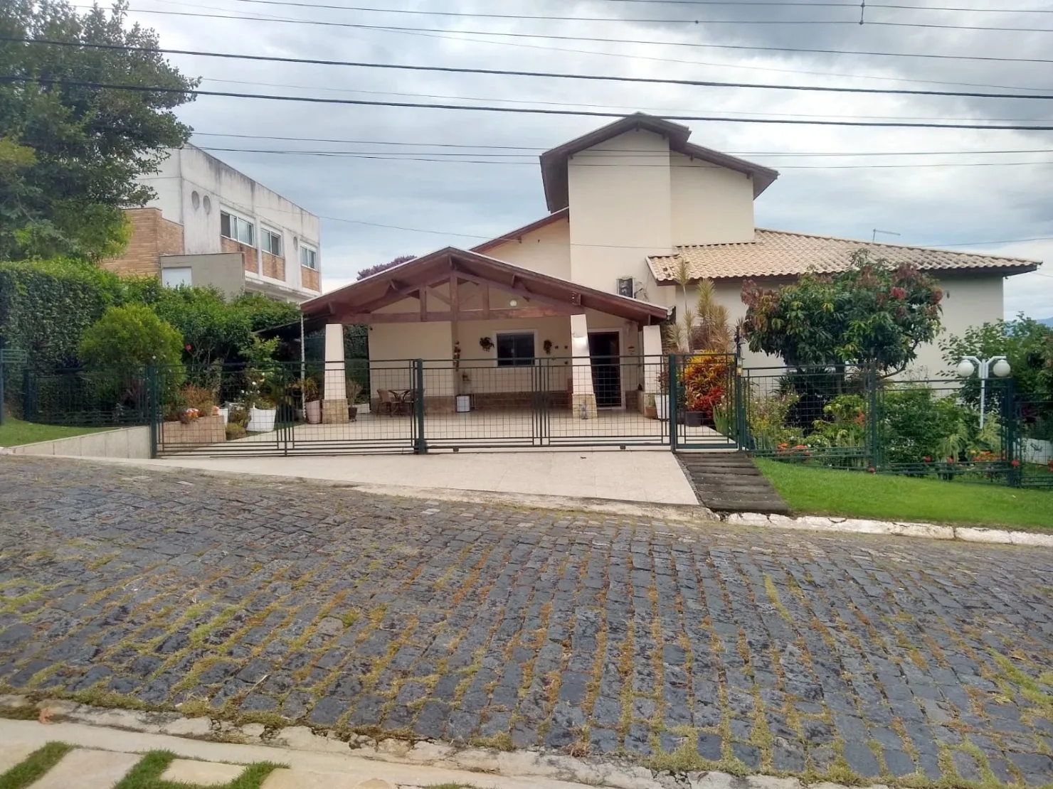 Foto do imóvel Casa à venda Quartos, 3 Suites, 4 Vagas, 1004M², J.Panorama , Guaratinguetá - SP | Condomínio Jardim Panorama 1.
