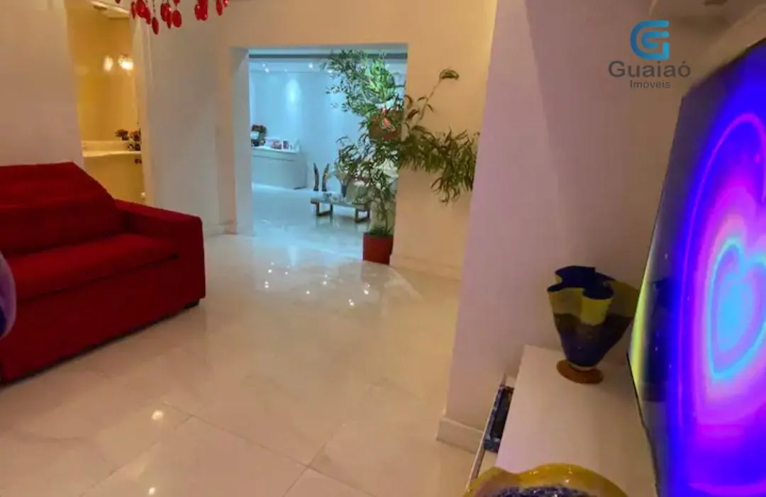 Imagem Vendo Espetacular Apartamento de Alto Padrão c/ 3 Suites na Praia de São Vicente