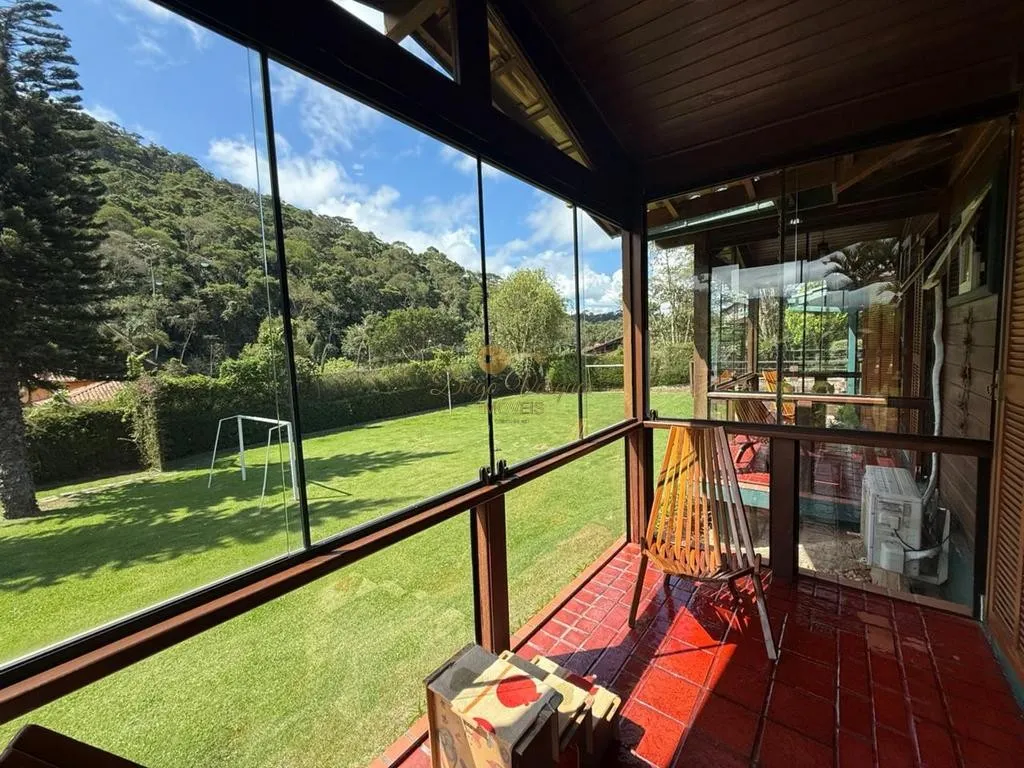 Imagem Casa em Condomínio para Venda em Teresópolis / RJ no bairro Albuquerque