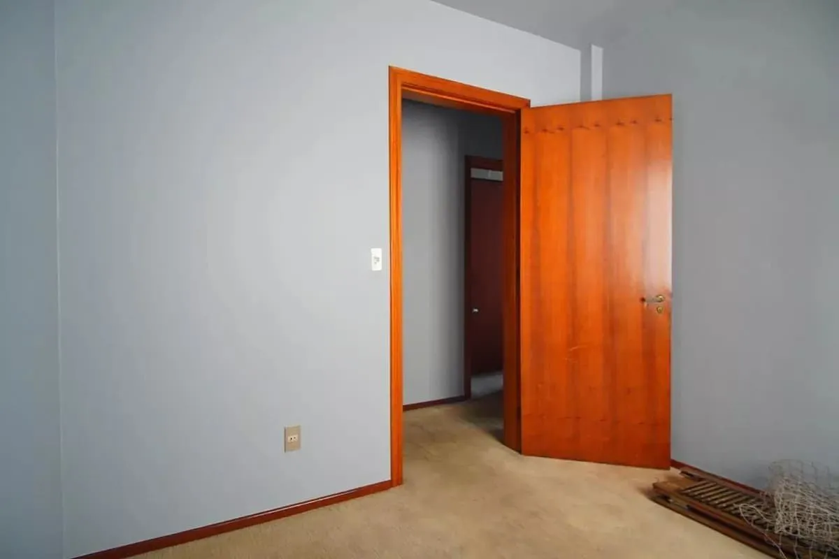 Imagem Apartamento de 3 dormitórios à venda em Petrópolis - Porto Alegre