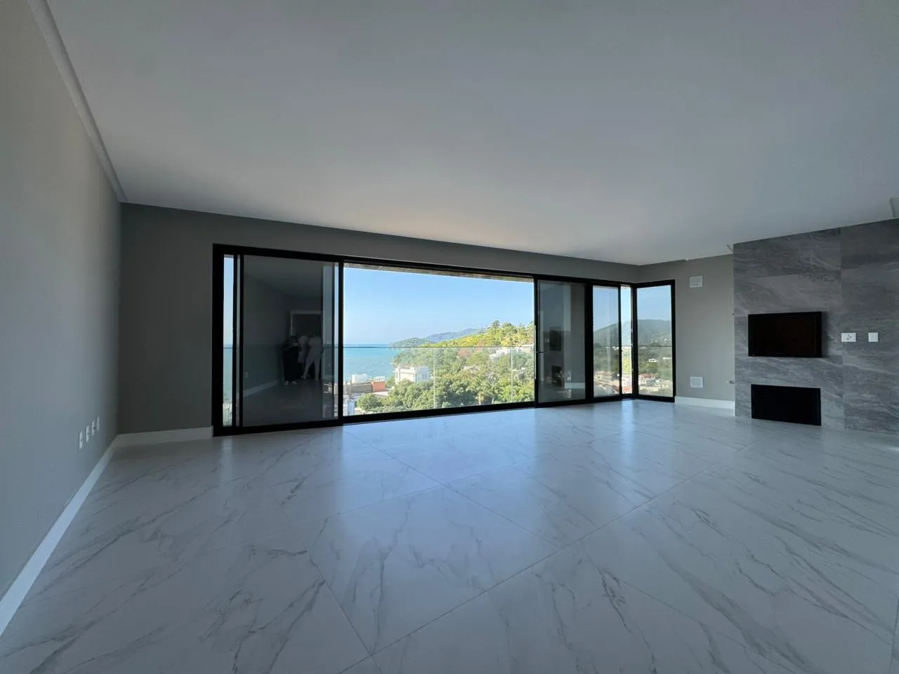 Imagem Apartamento com vista para o mar à venda com 157m2 por R$ 3.600.000,00