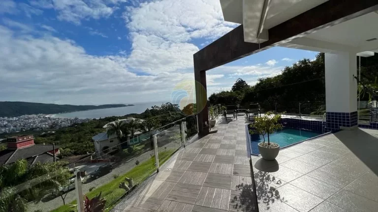 Imagem Casa em Bombinhas Condomínio Panorâmico