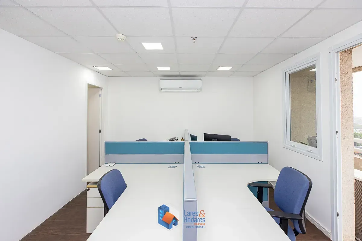 Imagem Conjunto comercial para venda em Várzea da Barra Funda, 68m²