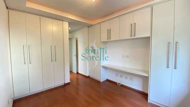 Imagem Casas de Condomínio à Venda em Alto da Boa Vista - São Paulo/SP.