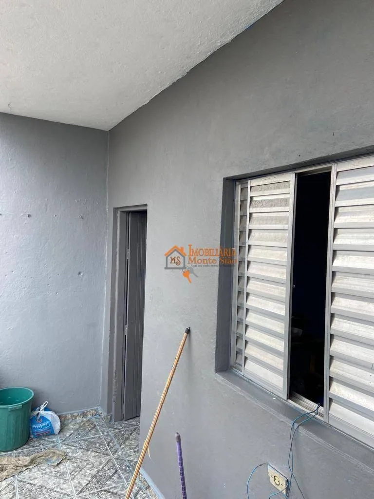 Imagem Sobrado com 5 dormitórios à venda, 237 m² por R$ 290.000,00 - Jardim Arapongas - Guarulhos/SP