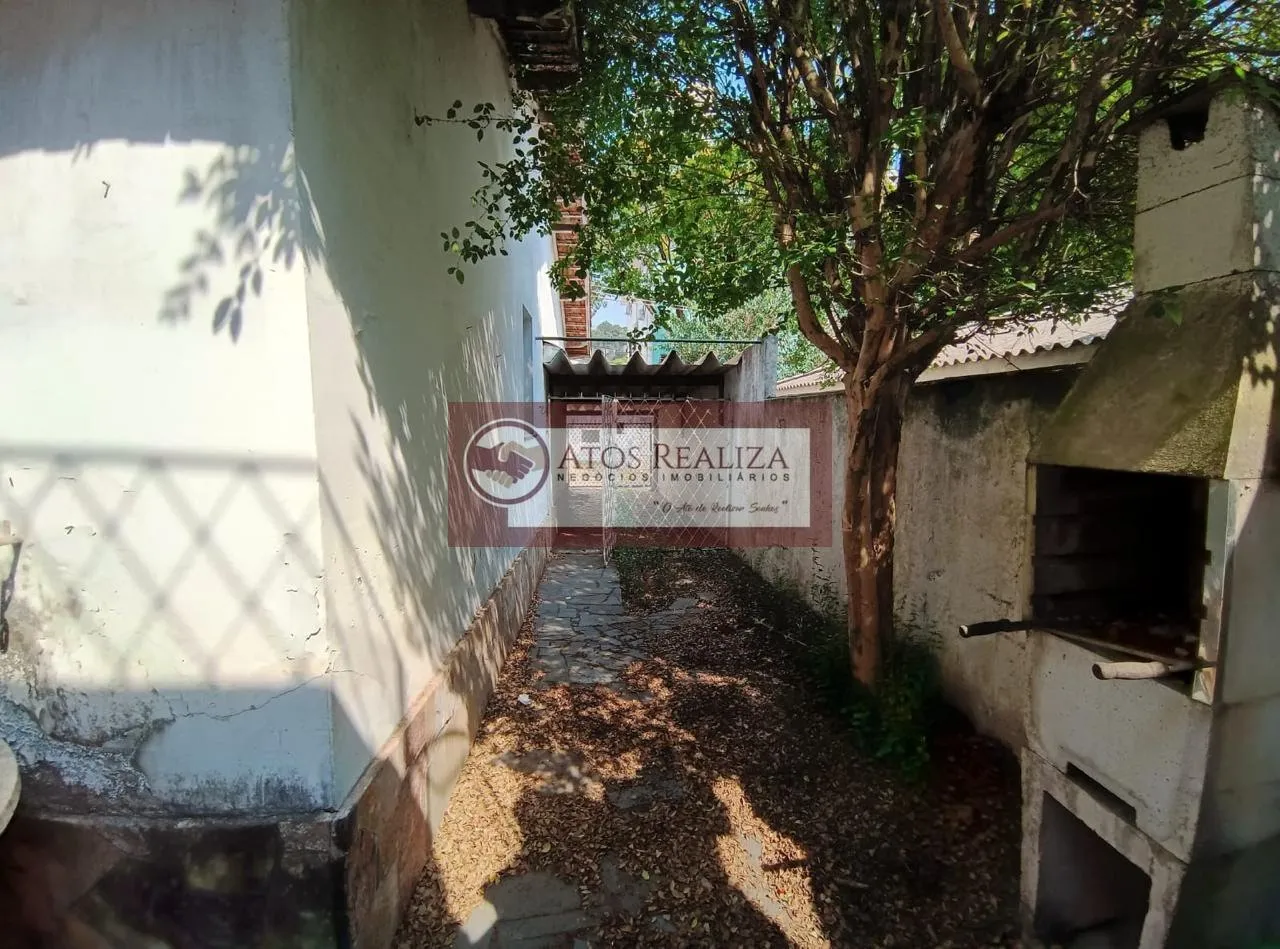 Imagem CASA TÉRREA A VENDA NO JARDIM CONSÓRCIO, IMÓVEL PARA REFORMA E MODERNIZAÇÃO, 225m2 DE ÁREA TOTA.