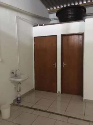 Imagem Excelente barracão comercial, na principal rua comercial do centro, muito bem localizado, próximo ...