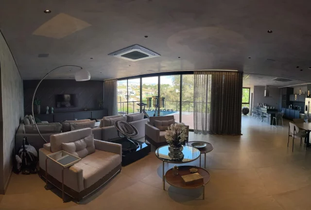 Imagem Casa moderna 4 quartos com piscina condomínio Alphaville - Vespasiano/MG
